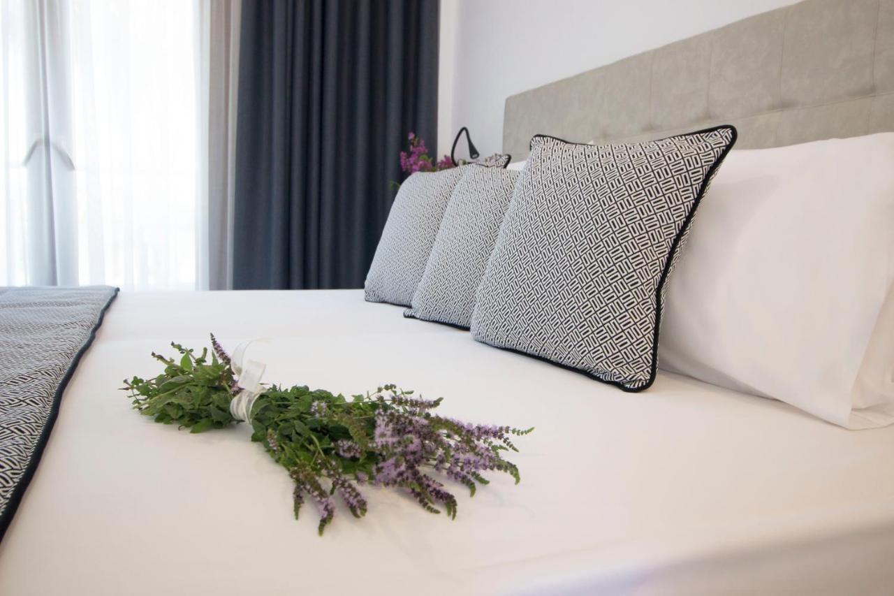 Evripidis Hotel Afytos Eksteriør bilde